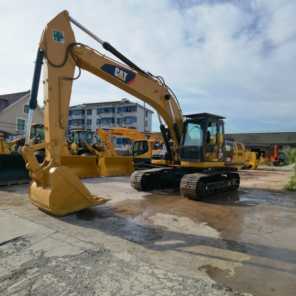 Caterpillar 323DL Excavator