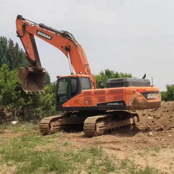 Doosan DX420-9 Excavator